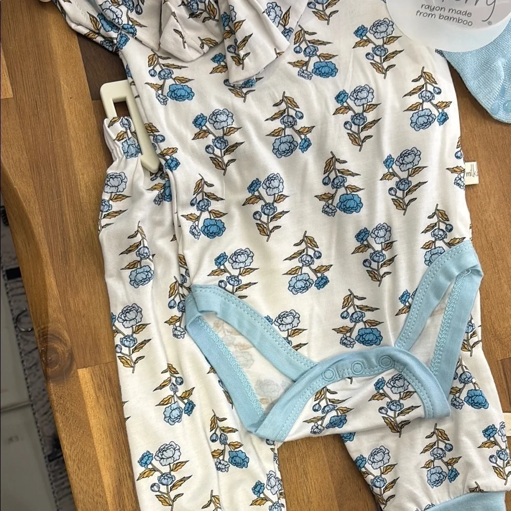 Milkberry Baby Floral Outfit Set